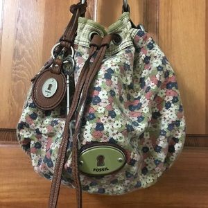 Fossil Floral shoulder Bucket Bag